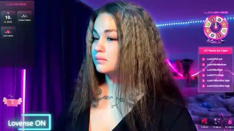 Mia online show from 10.02.25