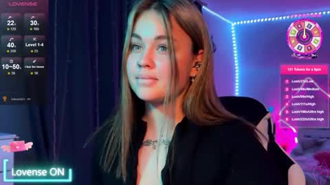 Mia online show from 10.15.25