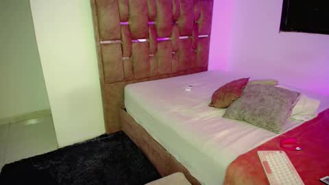 kolexantonella online show from 03.01.26