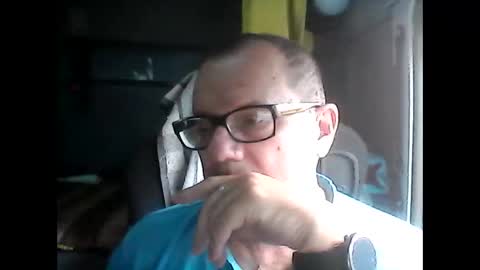 Snapshot of komputer123456789 chatting on 11.16.25 Bogdan online show from 11.16.25