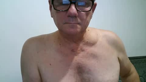 Snapshot of komputer123456789 chatting on 11.20.25 Bogdan online show from 11.20.25