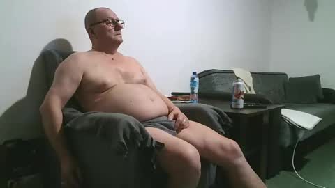 Snapshot of komputer123456789 chatting on 01.15.26 Bogdan online show from 01.15.26