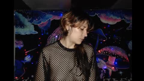 konekokawai online show from 11.05.25