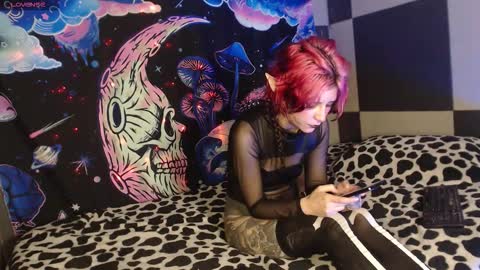 konekokawai online show from 02.04.26