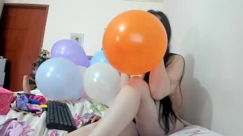 Snapshot of konie_hot chatting on 12.08.24 konie Diaz online show from 12.08.24