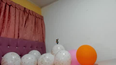 Snapshot of konie_hot chatting on 11.15.25 konie Diaz online show from 11.15.25