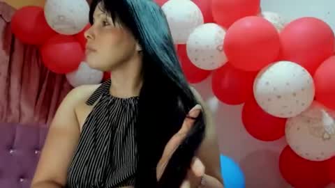 Snapshot of konie_hot chatting on 11.24.25 konie Diaz online show from 11.24.25