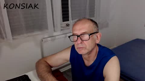 Komsiak online show from 09.15.25