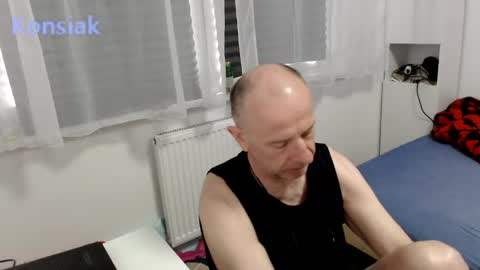 Snapshot of konsiak chatting on 05.04.26 Komsiak online show from 05.04.26