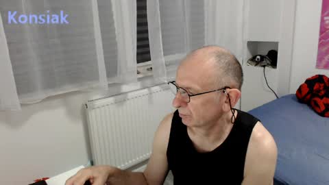 Snapshot of konsiak chatting on 05.05.26 Komsiak online show from 05.05.26