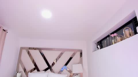 Koral Cuz online show from 10.16.25