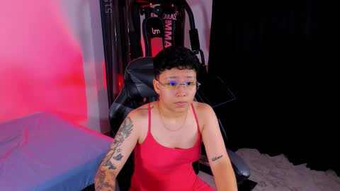 Sara  Altgirl  online show from 11.14.25