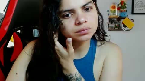 Snapshot of koranikky08 chatting on 12.07.24 Karoll online show from 12.07.24