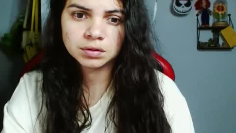 Snapshot of koranikky08 chatting on 01.06.25 Karoll online show from 01.06.25