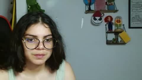 Snapshot of koranikky08 chatting on 01.09.25 Karoll online show from 01.09.25