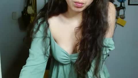 Snapshot of koranikky08 chatting on 01.29.25 Karoll online show from 01.29.25