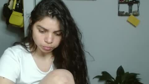 Snapshot of koranikky08 chatting on 02.13.25 Karoll online show from 02.13.25