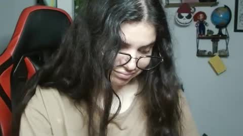 Snapshot of koranikky08 chatting on 02.19.25 Karoll online show from 02.19.25