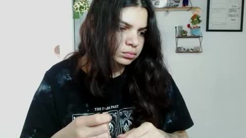 Snapshot of koranikky08 chatting on 09.14.25 Karoll online show from 09.14.25