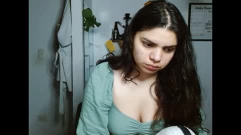 Snapshot of koranikky08 chatting on 10.22.25 Karoll online show from 10.22.25