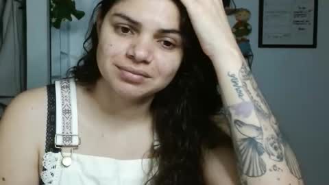 Snapshot of koranikky08 chatting on 10.23.25 Karoll online show from 10.23.25