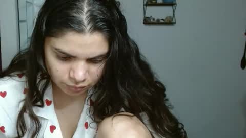 Snapshot of koranikky08 chatting on 11.05.25 Karoll online show from 11.05.25