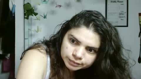 Snapshot of koranikky08 chatting on 11.19.25 Karoll online show from 11.19.25