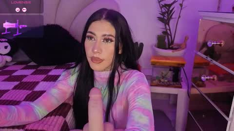 Snapshot of korolovaa chatting on 09.23.25 korolova online show from 09.23.25