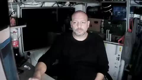 Snapshot of kostasgreek42 chatting on 01.06.25 Kosta online show from 01.06.25