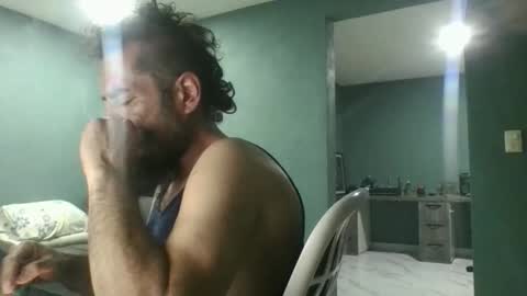 Koto Bombon online show from 11.25.25