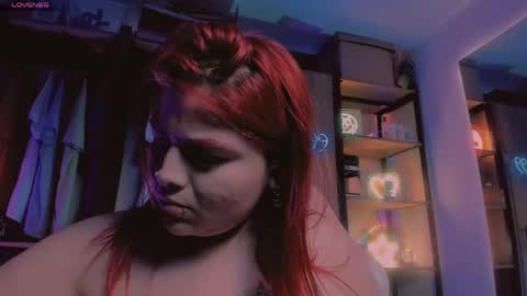 Snapshot of kpayton99 chatting on 06.08.26 Khloe online show from 06.08.26