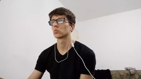 Facu online show from 12.15.24