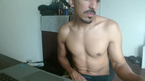 Snapshot of kravvek chatting on 06.14.26 kravvek online show from 06.14.26