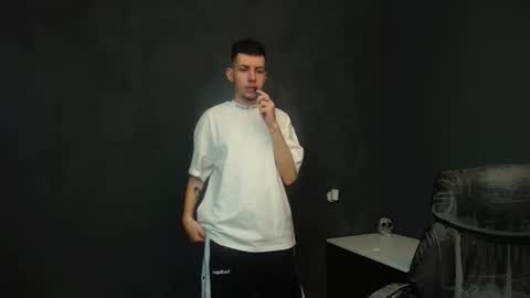 KrewVaughn online show from 03.12.26