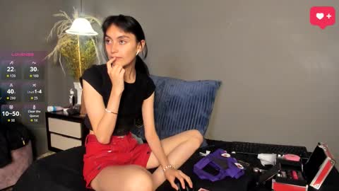 Nahomi online show from 11.21.25