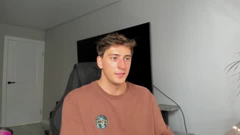 Snapshot of krishort chatting on 06.05.26 krishort online show from 06.05.26