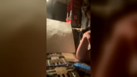 krispyholmes online show from 06.18.26