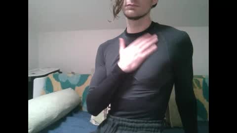 Snapshot of krissifitboy_xxx chatting on 12.14.24 krissifitboy_xxx online show from 12.14.24