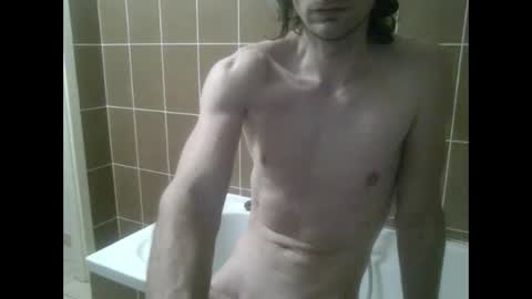 Snapshot of krissifitboy_xxx chatting on 01.05.25 krissifitboy_xxx online show from 01.05.25