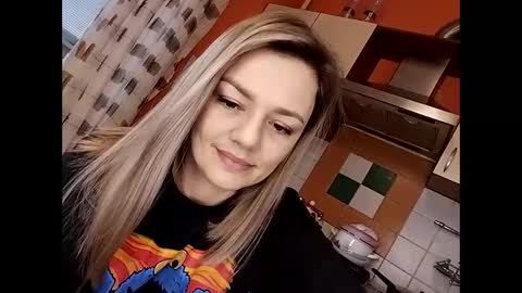 Snapshot of krisssexi chatting on 01.29.25 KrissSexi online show from 01.29.25