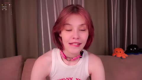 Snapshot of krissyhei chatting on 11.24.25 Sarah online show from 11.24.25