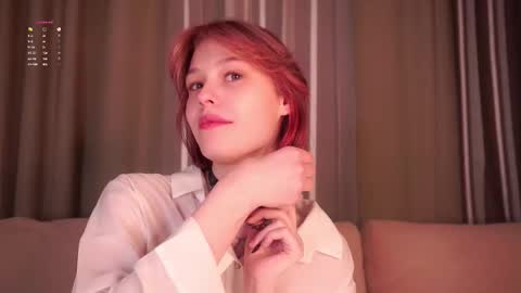 Snapshot of krissyhei chatting on 11.28.25 Sarah online show from 11.28.25