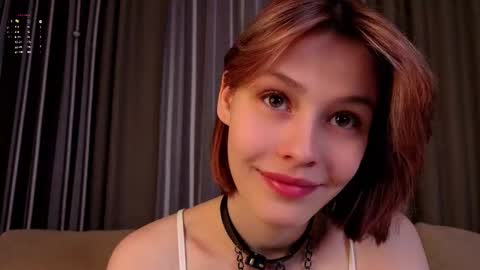 Snapshot of krissyhei chatting on 12.16.25 Sarah online show from 12.16.25