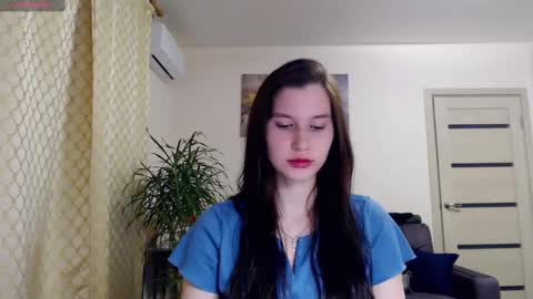 Snapshot of kristal89 chatting on 02.22.25 kristal89 online show from 02.22.25
