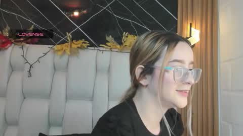 kristal online show from 12.15.25