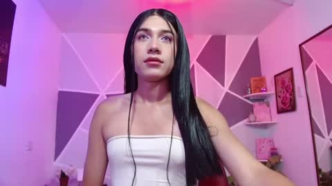 Snapshot of kristall_swan chatting on 03.04.25 Kristall online show from 03.04.25