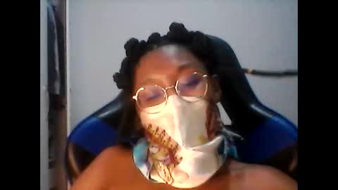 Snapshot of kristallvfs chatting on 01.24.25 kristallvfs online show from 01.24.25