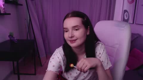 Sophia online show from 04.19.26