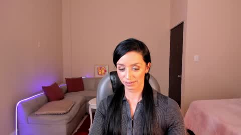 Sophia online show from 05.25.26