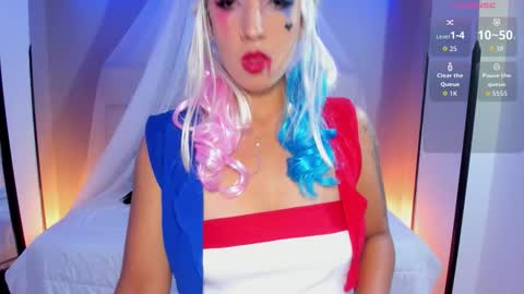 Snapshot of kristen_kassi chatting on 11.18.25 Kristen online show from 11.18.25